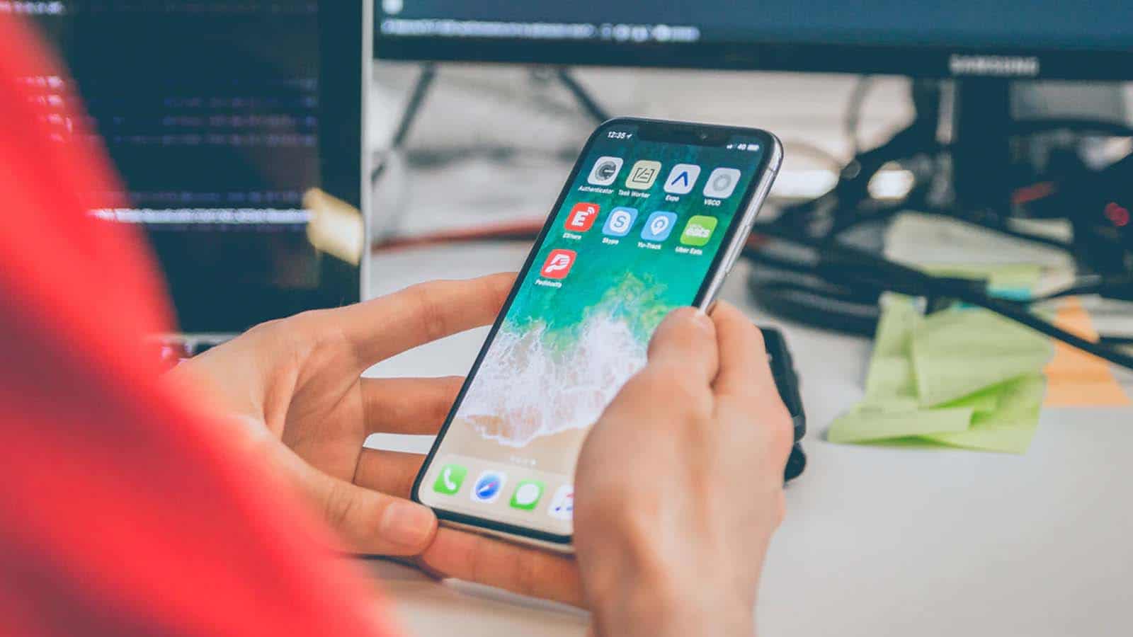 How to save contact on iPhone